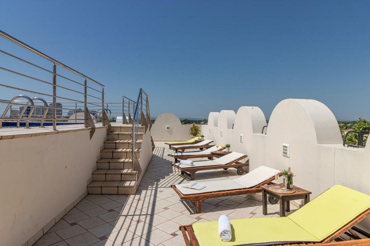 Apartaments Bt Vent De Garbi Empuriabrava Eksteriør billede