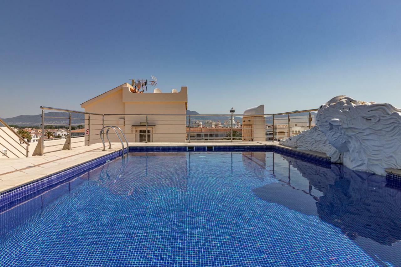 Apartaments Bt Vent De Garbi Empuriabrava Eksteriør billede