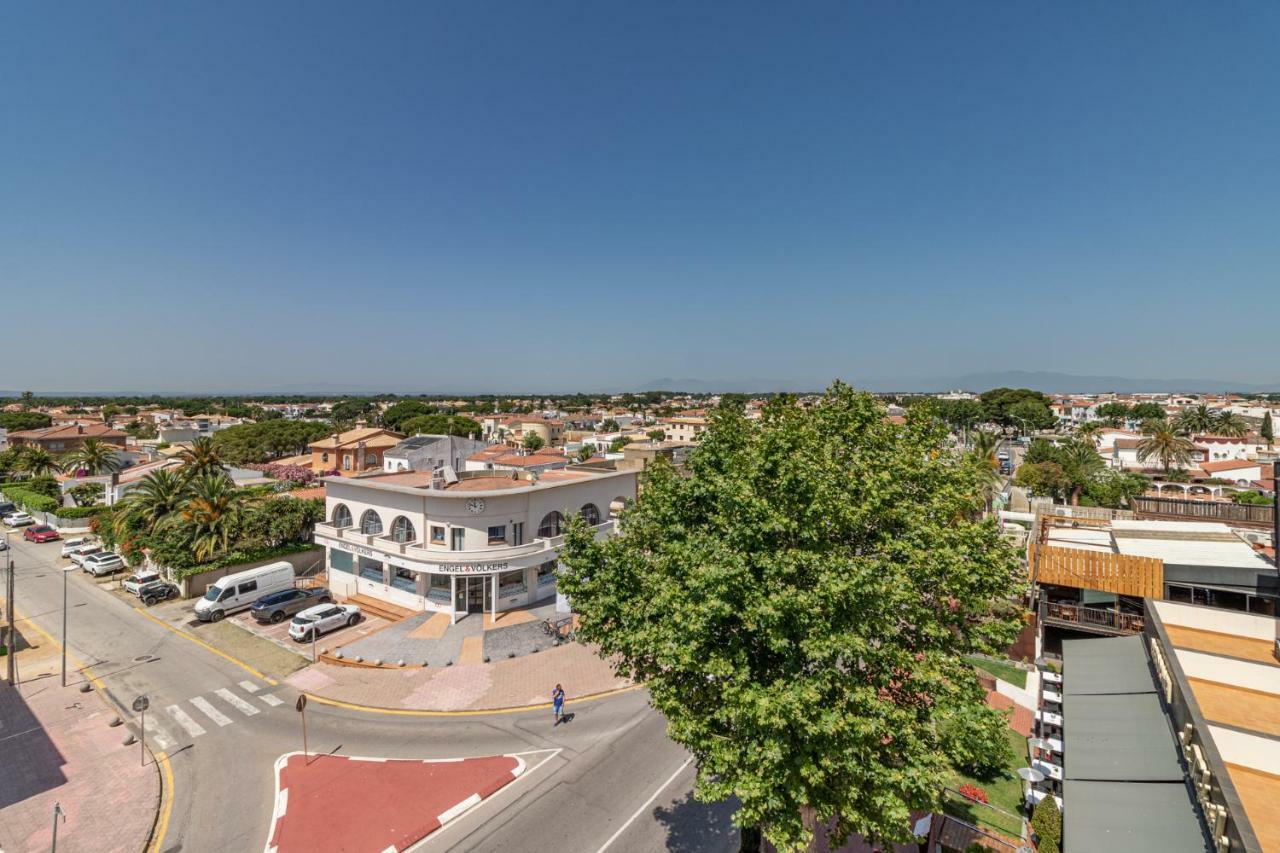 Apartaments Bt Vent De Garbi Empuriabrava Eksteriør billede